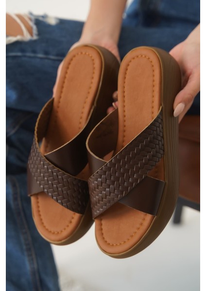 Fayn Acı Kahve Hakiki Deri Terlik fırsatları