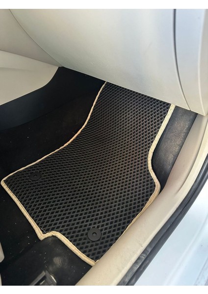 Skoda Octavia Araca Özel Eva Paspas ve Metal Topukluk fiyatları