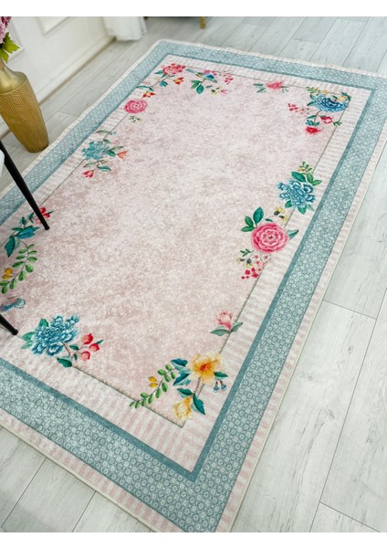Mavi Renkli Zemin Gül Desenli Kaydırmaz Halı fiyatları