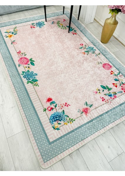 Mavi Renkli Zemin Gül Desenli Kaydırmaz Halı indirimleri