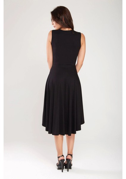 Siyah V Yaka Hareketli Etek Detay Asimetrik Kesim Elbise 24L7546 fırsatları