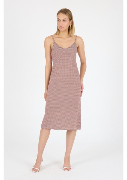 Ayarlanabilir Askılı Yırtmaç Tasarım Geometrik Desen Jakarlı Örme Midi Elbise 25L7114 indirimleri