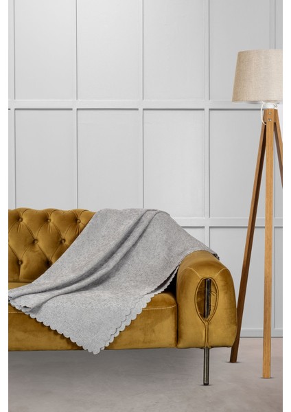 Gri Jakarlı Şönil Kaymaz Koltuk Örtüsü 175X215CM, Kolları ile Şık ve Kullanışlı