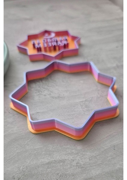 2'li Renkli Hamur Şekillendirici Seti, Kurabiye ve Şeker Hamuru Için fırsatları