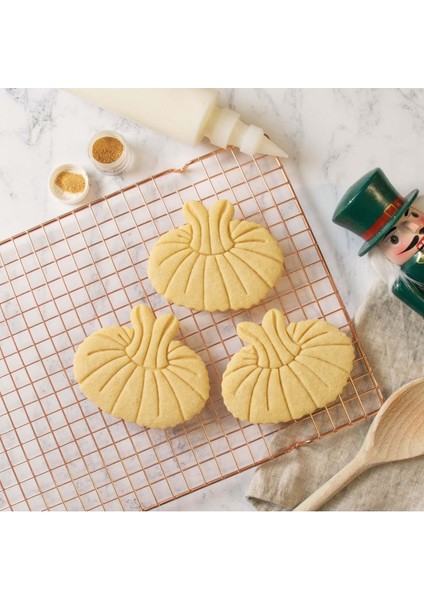 Balerin Elbisesi ve Ayakkabısı, Kurabiye ve Şeker Hamuru Kalıbı Seti