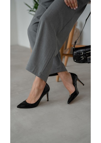 Pael Siyah Rugan Stiletto modelleri