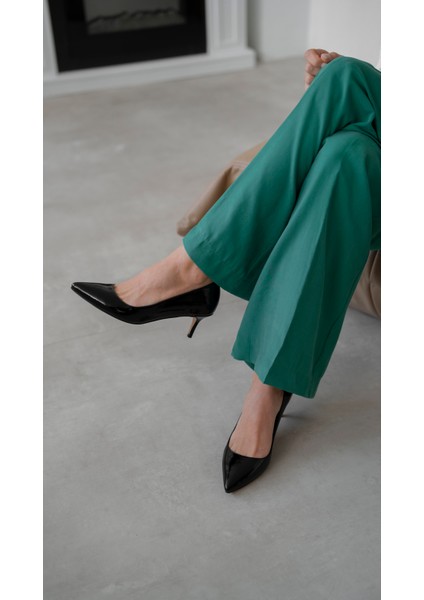 Nell Siyah Rugan Stiletto modelleri