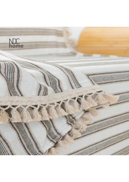 Keten Kahverengi Çizgili Bej Ponponlu Koltuk Örtüsü 170X220 fırsatları