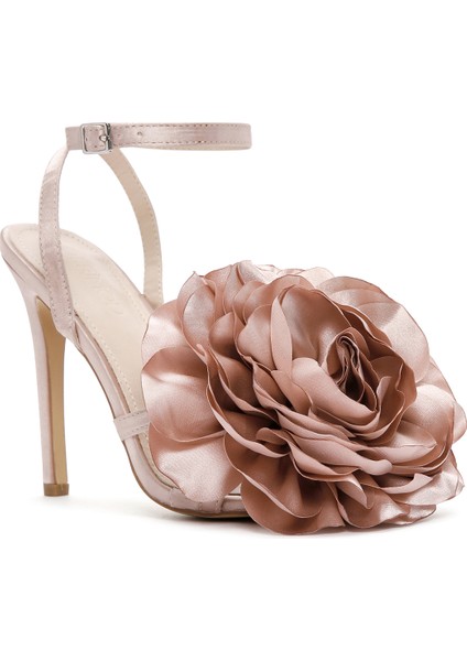 Kadın Bej Bilekten Bantlı Aksesuar Detaylı Ince Topuklu Sandalet 24SFE45256F