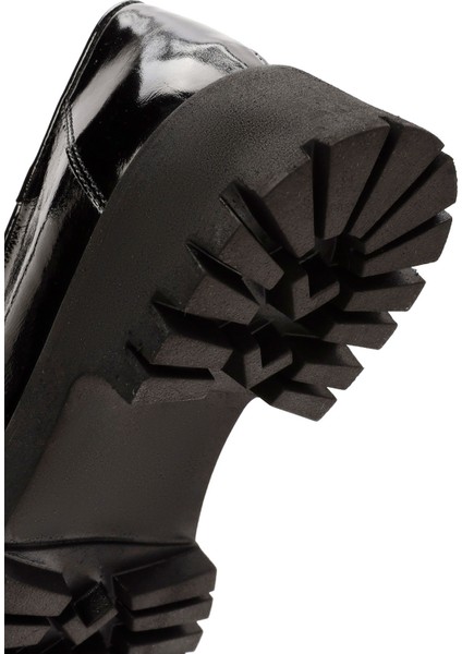 Kadın Siyah Rugan Deri Maskülen Loafer 24WFD184016