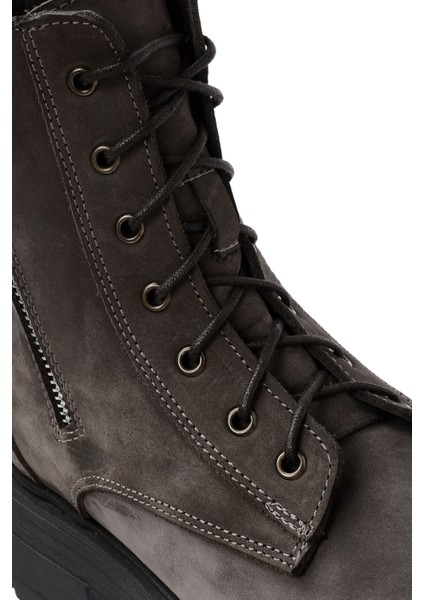 Kadın Vizon Bağcıklı Çift Fermuar Detaylı Kalın Tabanlı Nubuk Deri Postal Bot 24WFD1863V3