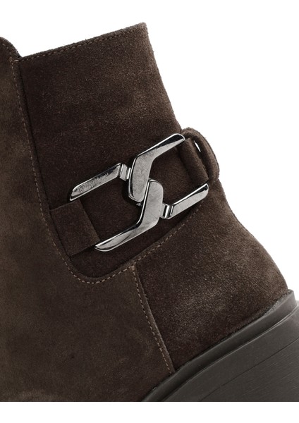 Kadın Kahverengi Topuklu Fermuarlı Süet Deri Bot 24WFD211010