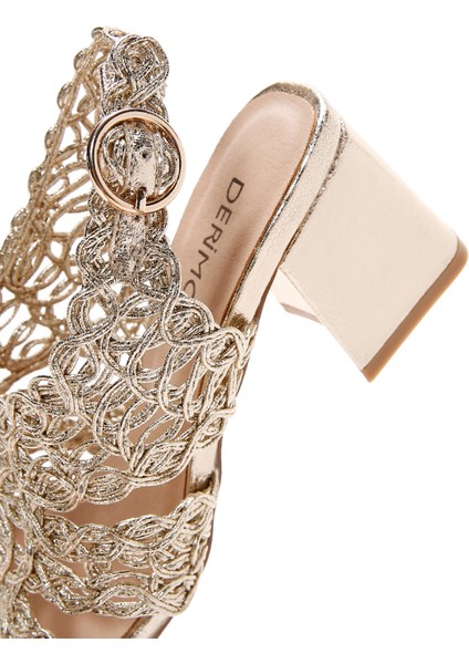 Kadın Altın Örgülü Metalik Kalın Kısa Topuklu Sandalet 25SFD440632