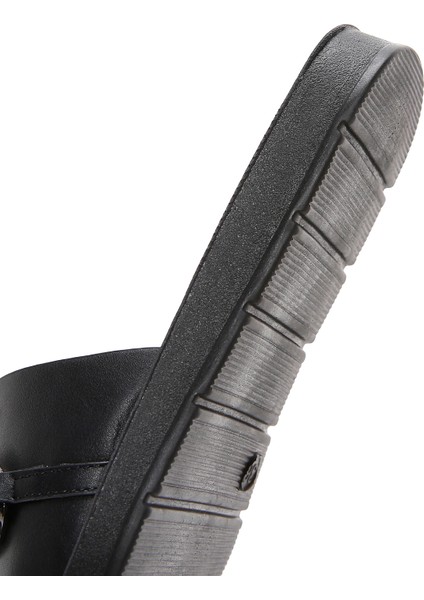 Kadın Siyah Aksesuarlı Terlik 25SFE460418