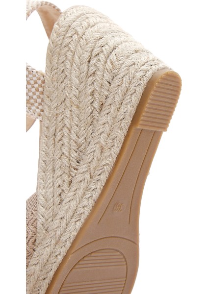 Kadın Bej Bilekten Bantlı Dolgu Topuklu Espadril 25SFE49126F