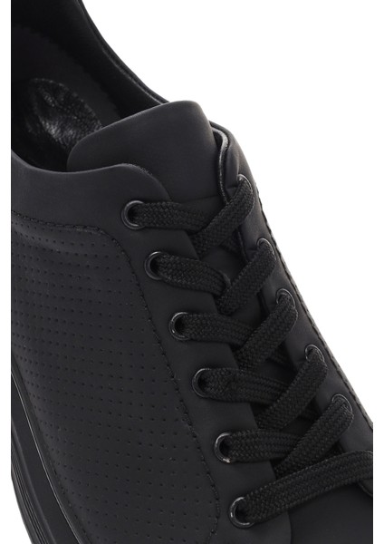 Erkek Siyah Bağcıklı Delikli Deri Sneaker 24WFD6425DI