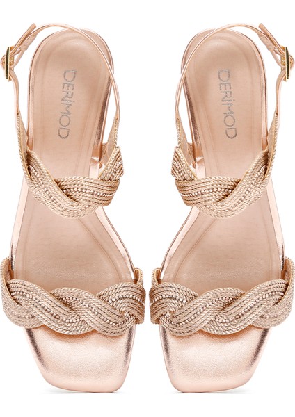 Kadın Pembe Örgülü Kalın Kısa Topuklu Sandalet 25SFD440714