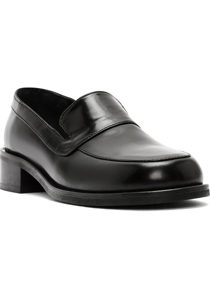 Kadın Siyah Klasik Deri Loafer 24WFD141122