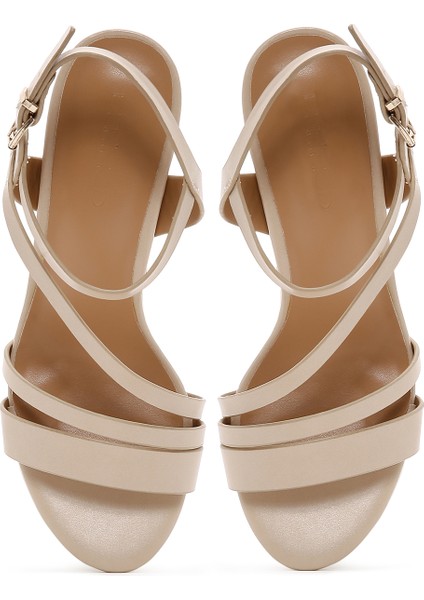 Kadın Bej Bilekten Bantlı Kalın Topuklu Sandalet 25SFE462118