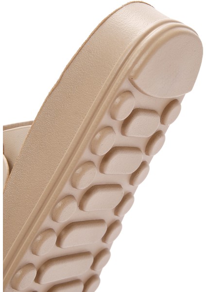 Kadın Bej Çift Tokalı Taşlı Terlik 25SFE460718