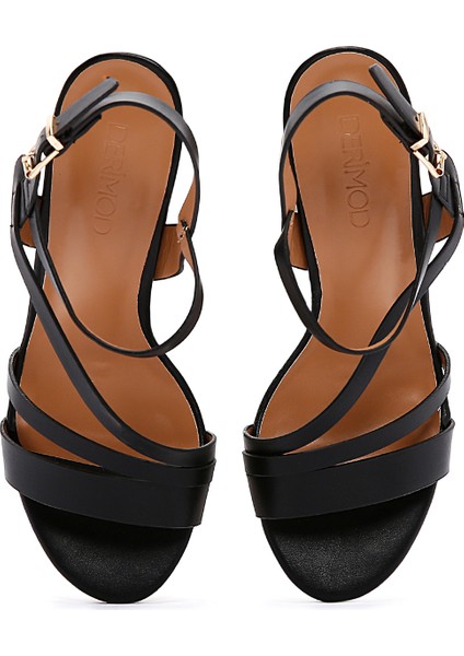 Kadın Siyah Bilekten Bantlı Kalın Topuklu Sandalet 25SFE462118