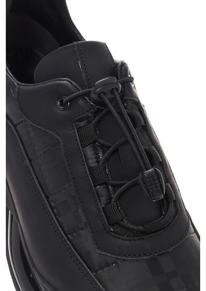 Erkek Siyah Bağcıklı Deri Casual Sneaker 24WFD642614