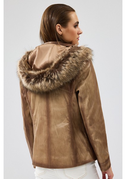 Meggy Kadın Bej Kapüşonlu Kürklü Deri Ceket 24WGE5210NC