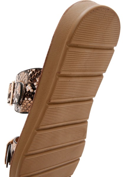 Kadın Kahverengi Çift Tokalı Desenli Terlik 25SFE460240