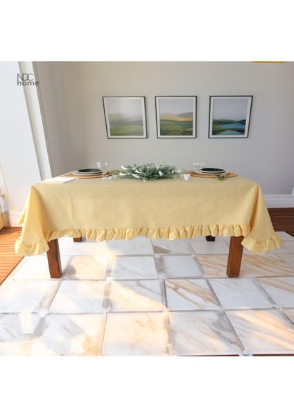 Sarı Keten Fırfırlı Şık Masa Örtüsü, Şık ve Doğal Görünüm Sağlar.