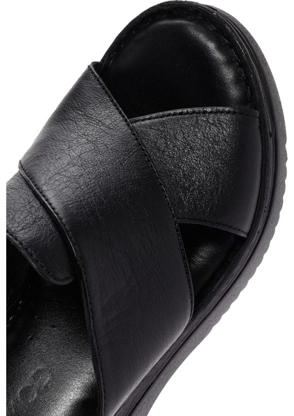 Kadın Siyah Kalın Tabanlı Deri Comfort Terlik 25SFD320118