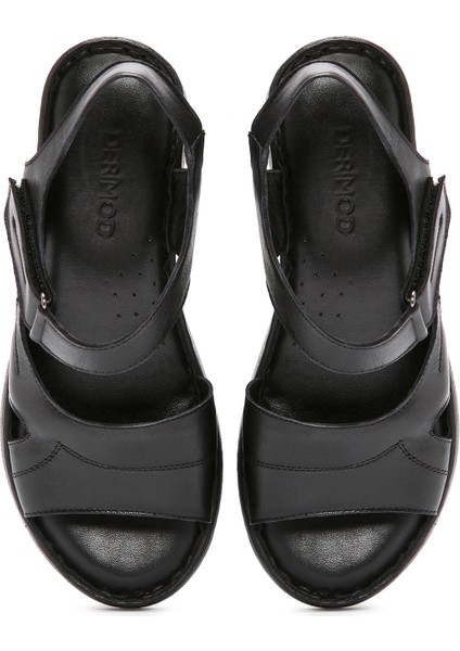 Kadın Siyah Kalın Tabanlı Bilekten Bantlı Deri Comfort Sandalet 25SFD320818