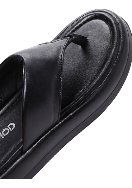 Kadın Siyah Parmak Arası Deri Terlik 25SFD360318