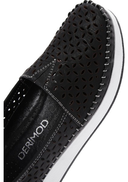 Kadın Siyah Kalın Tabanlı Deri Comfort Loafer 25SFD332418
