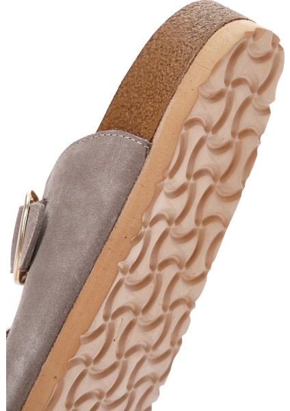 Kadın Bej Tokalı Süet Deri Terlik 25SFD130110