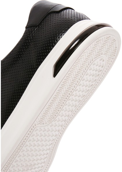 Erkek Siyah Bağcıklı Deri Sneaker 25SFD690518
