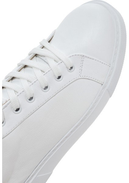 Kadın Beyaz Bağcıklı Deri Sneaker 25SFD370018