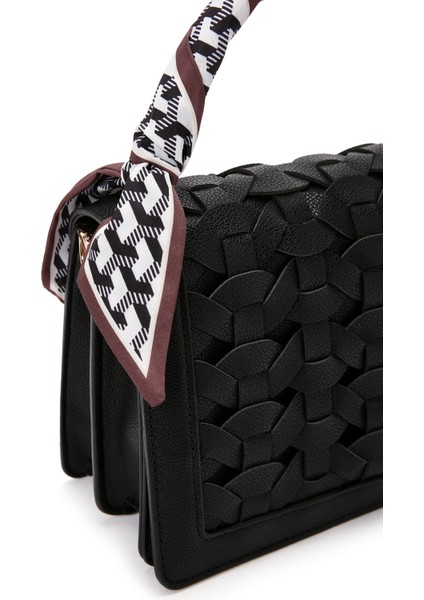 Kadın Siyah Uzun Askılı Mini Çapraz Çanta 25SBD281329