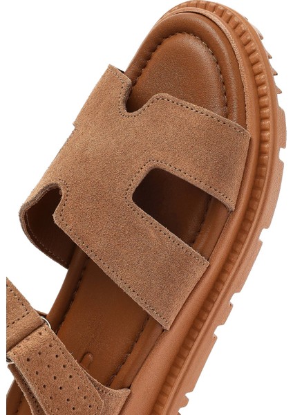 Kadın Pudra Bantlı Kalın Tabanlı Süet Deri Comfort Sandalet 25SFD300210