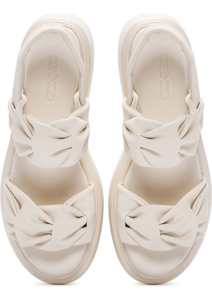 Kadın Krem Kalın Tabanlı Sandalet 25SFE485018