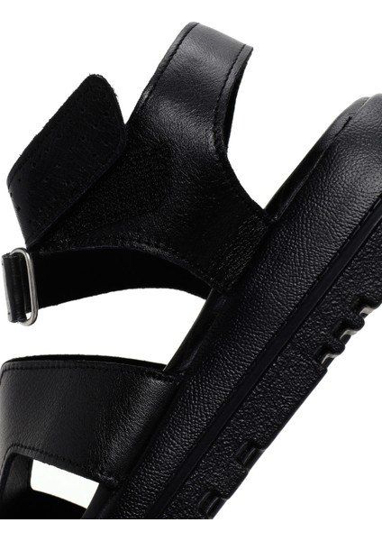 Kadın Siyah Deri Comfort Sandalet 25SFD300218