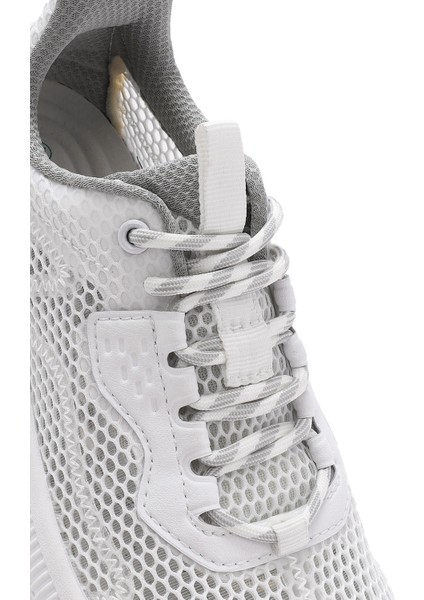 Kadın Beyaz Bağcıklı Kalın Tabanlı Kumaş Sneaker 25SFE48576F