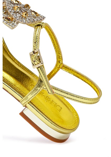 Kadın Pembe Taşlı Parmak Arası Sandalet 25sfe481032