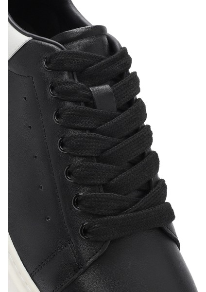 Erkek Beyaz Bağcıklı Deri Sneaker 25SFD691818