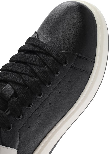 Erkek Beyaz Bağcıklı Deri Sneaker 25SFD691818