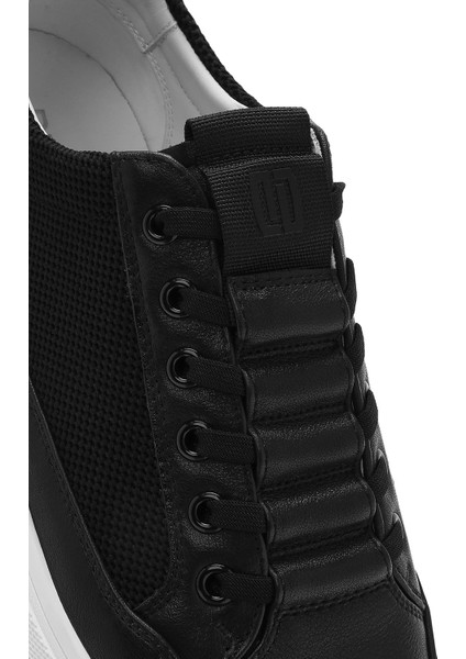 Erkek Siyah Bağcıklı Deri Sneaker 25SFD693414