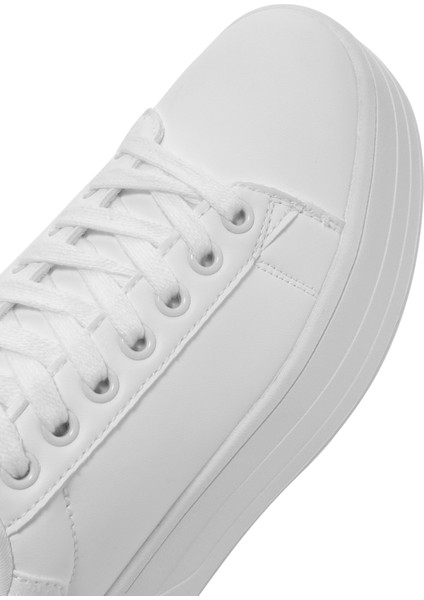 Kadın Beyaz Bağcıklı Kalın Tabanlı Sneaker 25SFD430418