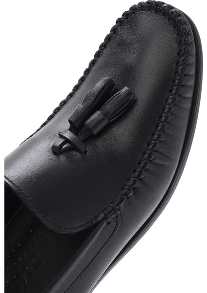 Erkek Siyah Püsküllü Deri Casual Loafer 25SFD754218