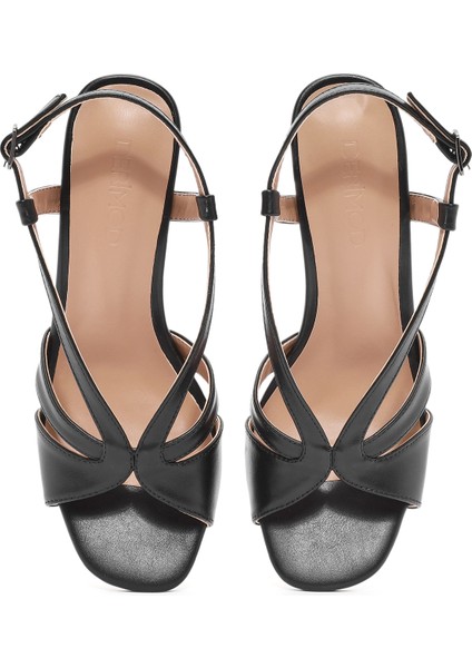 Kadın Siyah Bilekten Tokalı Kalın Topuklu Sandalet 25SFE466518