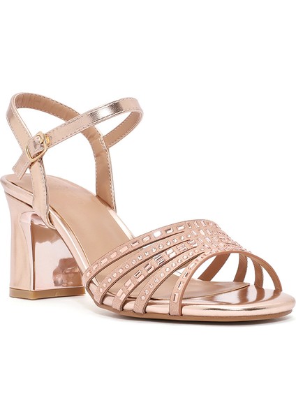 Kadın Pembe Bilekten Bağlamalı Metalik Kalın Topuklu Sandalet 25SFE466732
