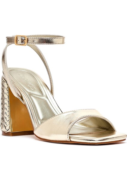 Kadın Altın Bilekten Tokalı Yüksek Kalın Topuklu Metalik Sandalet 25SFE493332